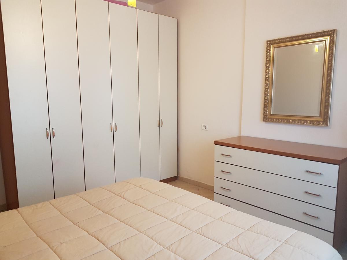 Elegant Apartment In Lungomare - N 23 Влёра Экстерьер фото