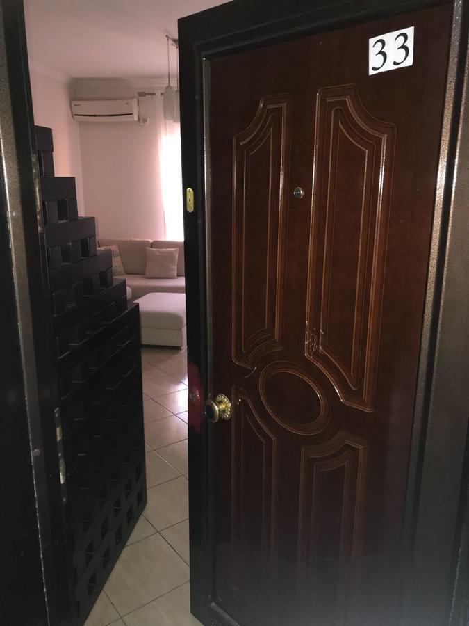 Elegant Apartment In Lungomare - N 23 Влёра Экстерьер фото