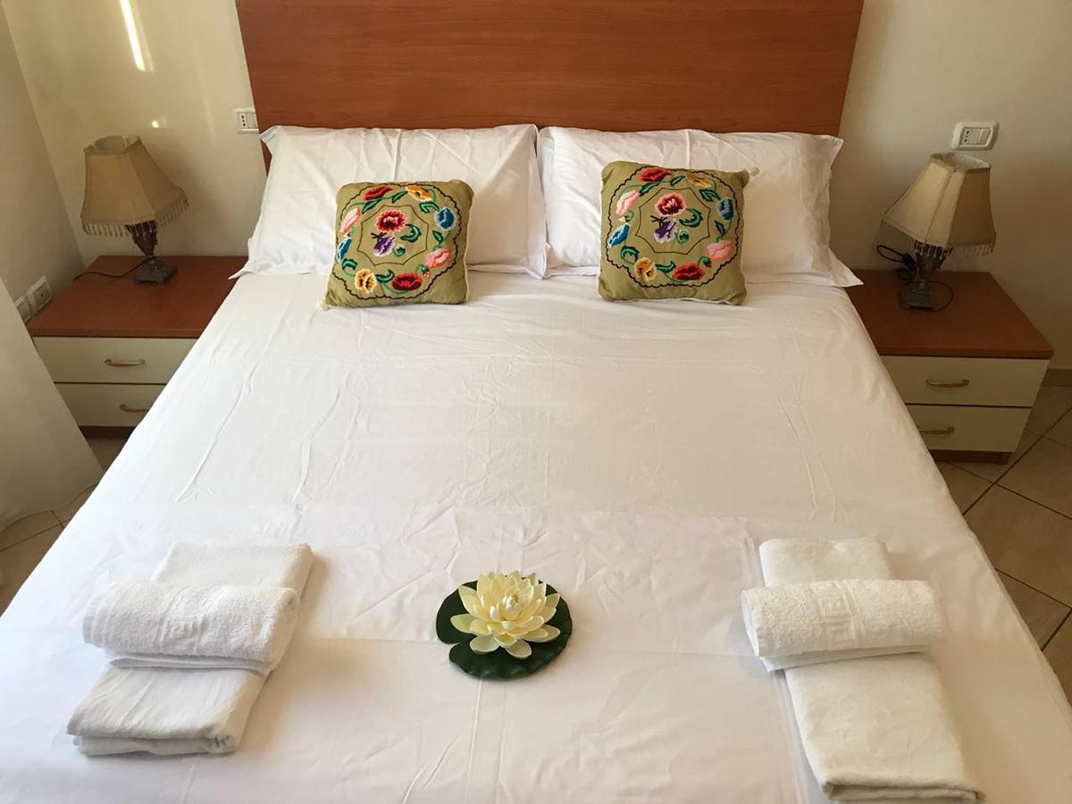 Elegant Apartment In Lungomare - N 23 Влёра Экстерьер фото